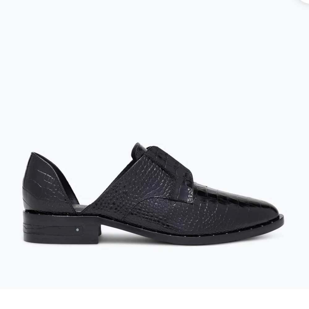 Freda Salvador oxfords